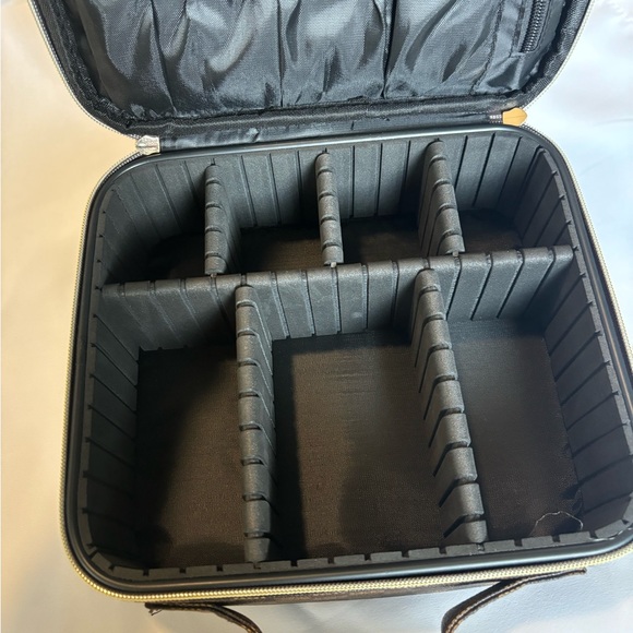 Brown Checkered Case - Picture 2 of 3